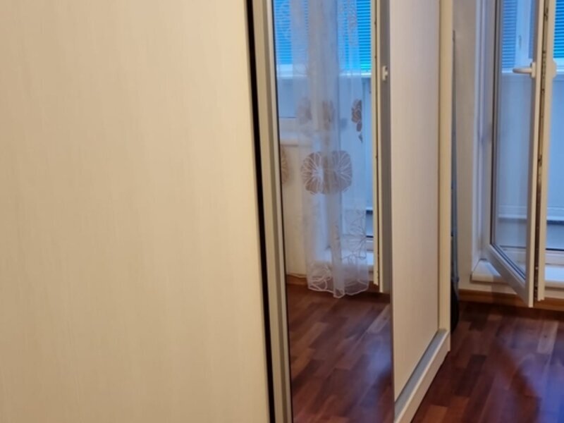 Vitan Mall, 5 minute metrou Mihai Bravu,